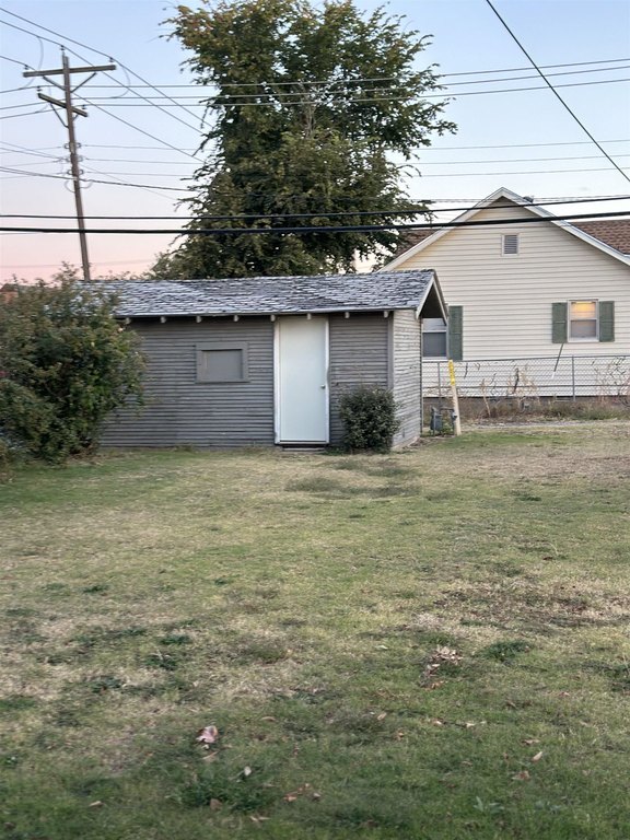 Listing photo 25