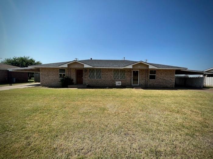 Listing 824 Kelli Drive, Watonga OK 73772
