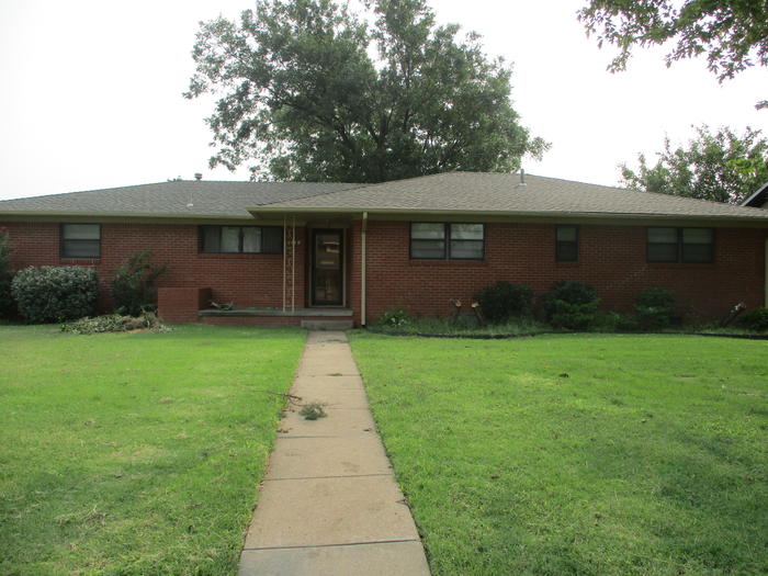 Listing 1118 N Prouty St, Watonga OK 73772