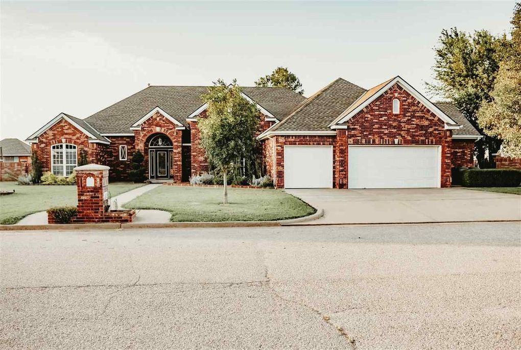 Listing 515 Chisholm Trl, Watonga OK 73772