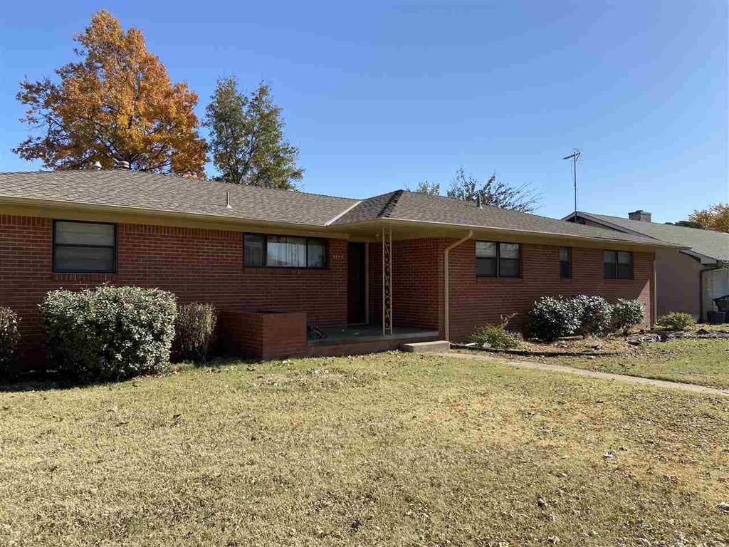 Listing 1118 N Prouty Ave, Watonga OK 73772