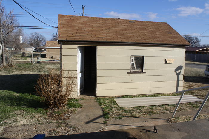 Listing photo 18