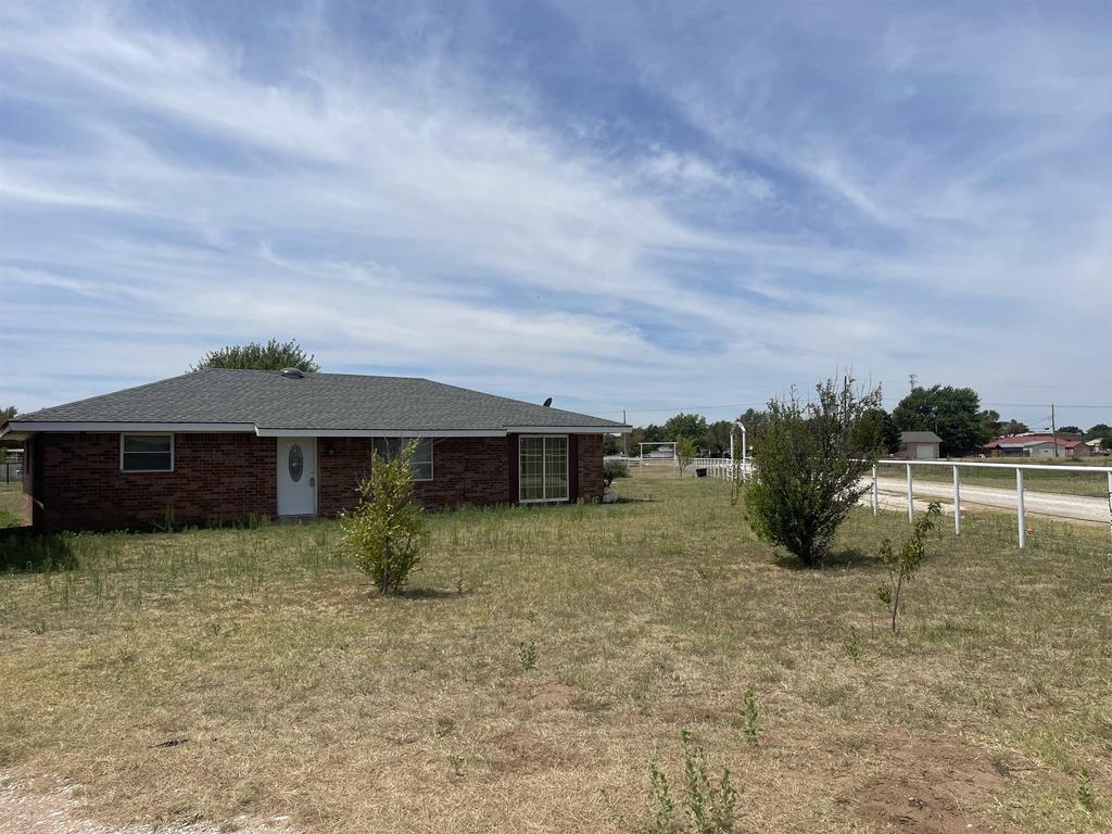 Listing 9 Country Ln, Watonga OK 73772