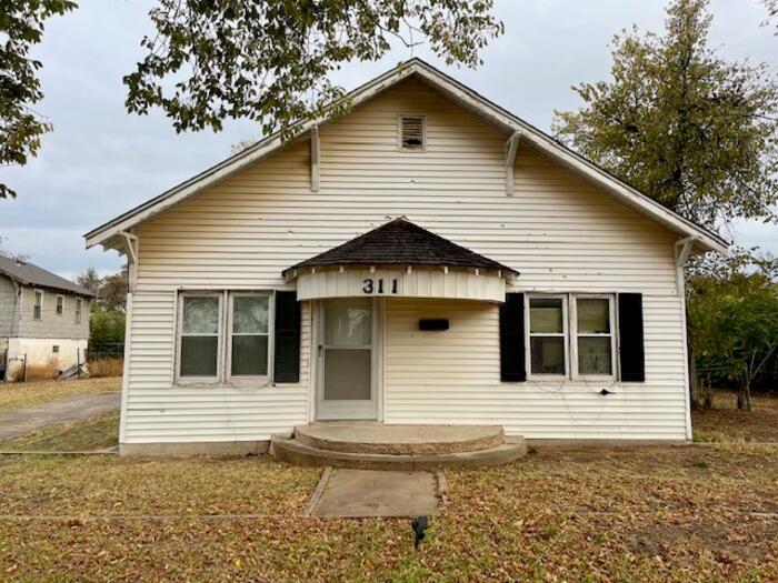 Listing 311 E 4th, Watonga OK 73772