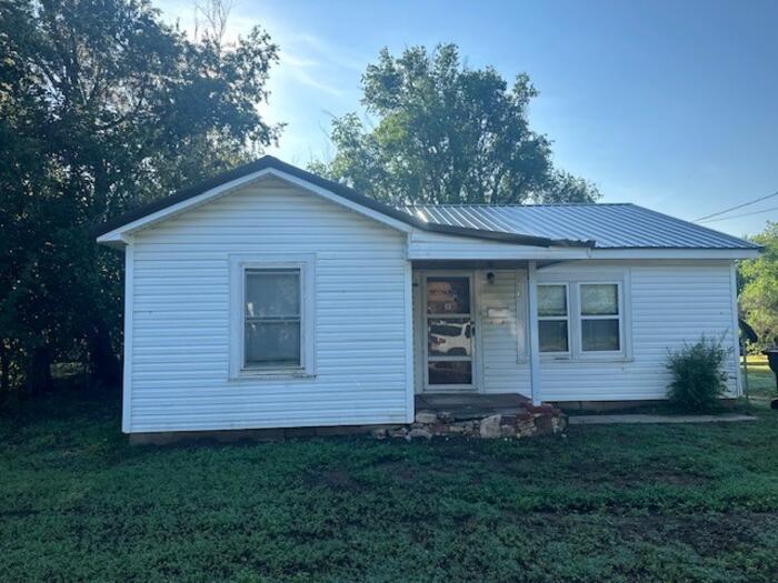 Listing 710 N Forrest , Watonga OK 73772
